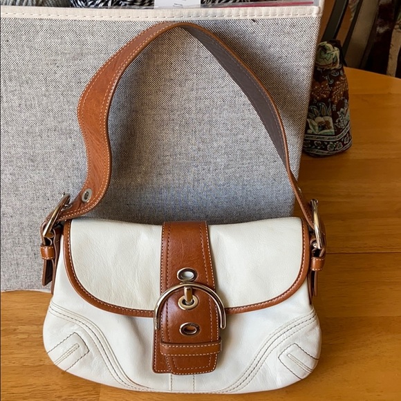 Coach leather shoulder **last week available** - Picture 1 of 14